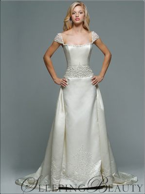 disney_weddingdress_sleepingbeauty_1